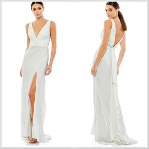NWT Mac Duggal White Plunge Open Back Slit Gown